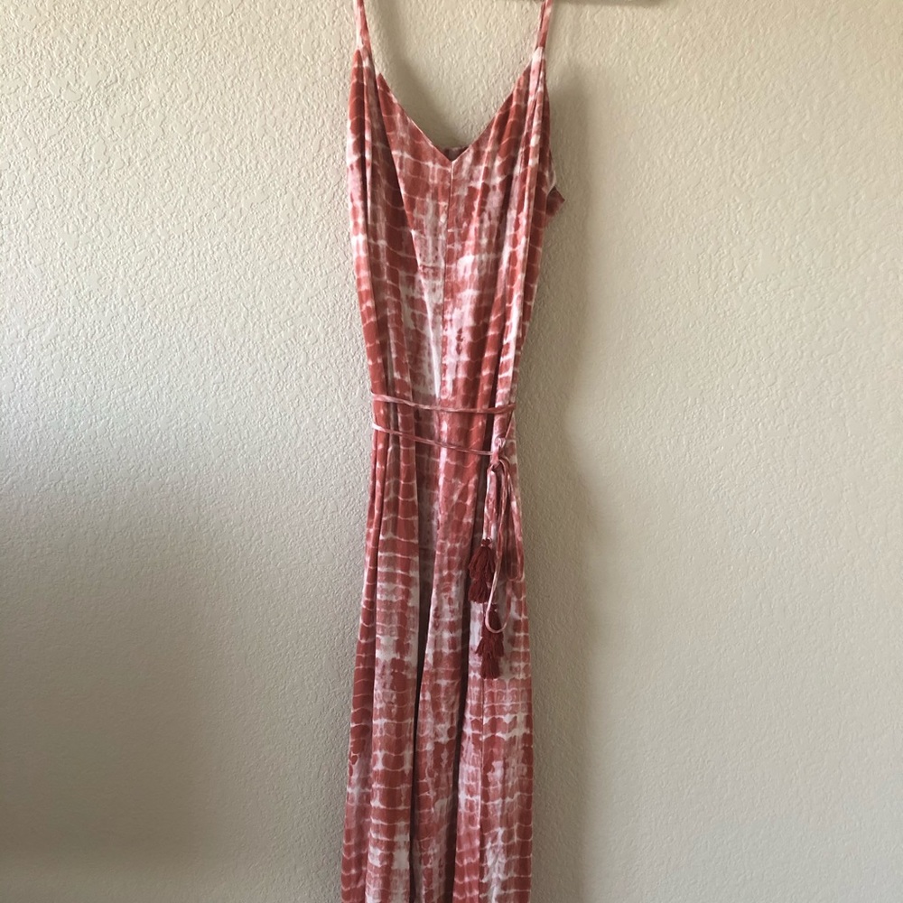🌸 5 for $50 - Pink + White Romper